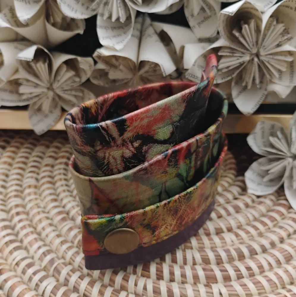 Colorful Abstract Print Leather Cuff Bracelet Purple Multicolor NEW - Picture 7 of 13